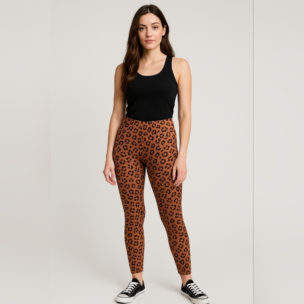Wild Fable Women's Leopard Print Leggings. Size: Medium